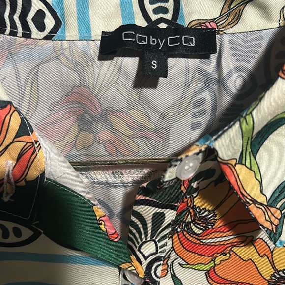 Colorful Floral Patterned Blouse - Picture 2 of 15